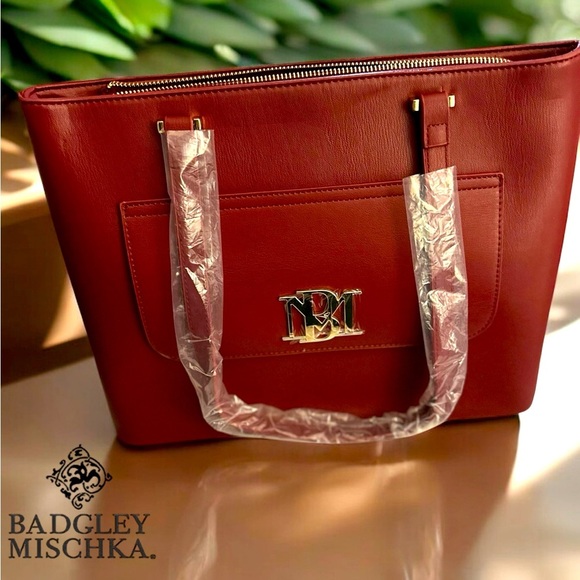 Badgley Mischka Handbags - NWT Badgkey Mischka burgundy tote